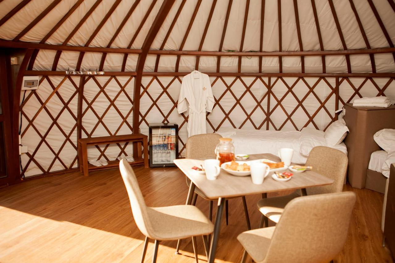 Terelj Resort Bayan Bulagiin Hural ภายนอก รูปภาพ